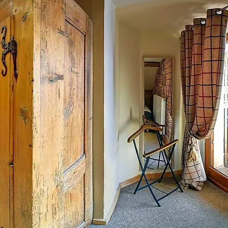 Hotel Les Cimes 2*
